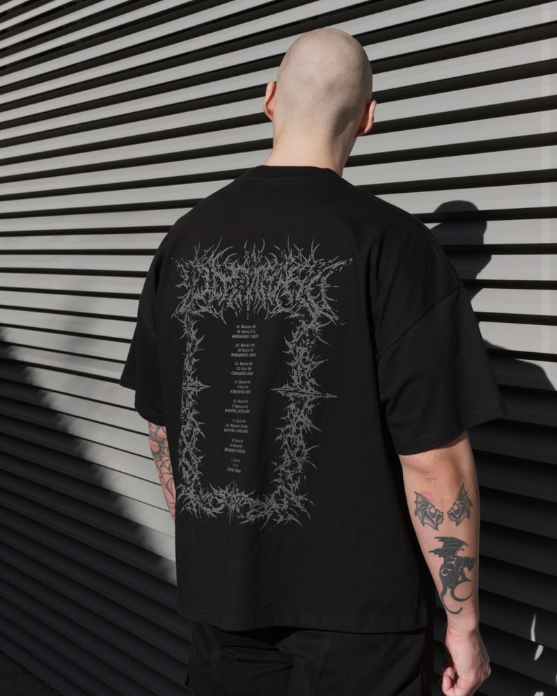 METAL TOUR TEE IN BLACK