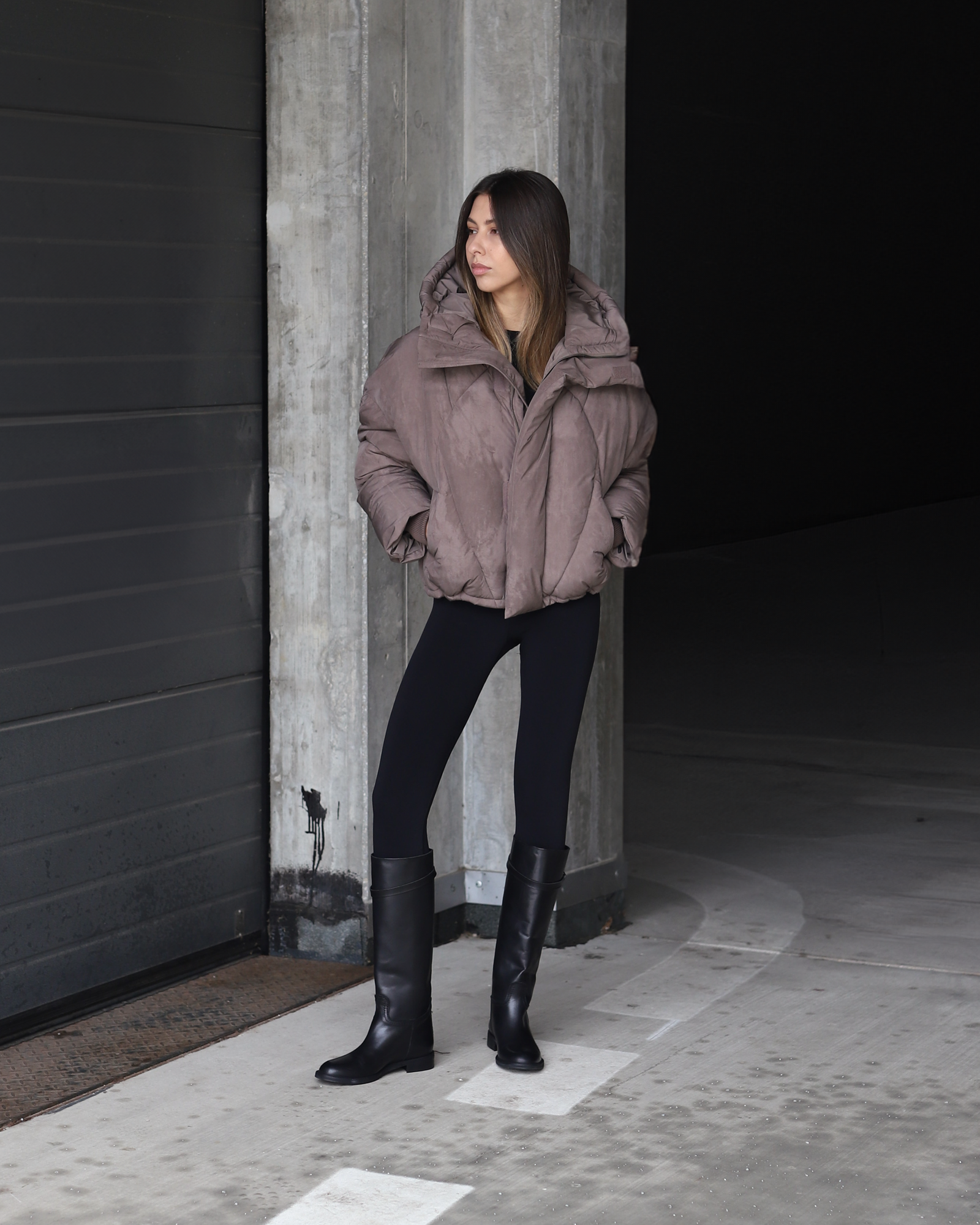 HOODED PUFFER JACKET IN VINTAGE BROWN – Nuance Studios
