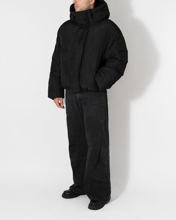 HOODED PUFFER JACKET IN JET BLACK