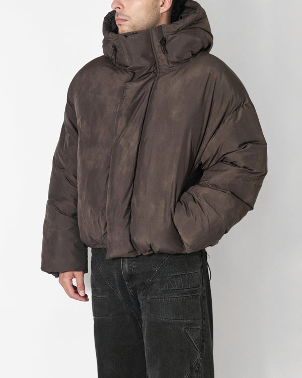 HOODED PUFFER JACKET IN WASHED BROWN