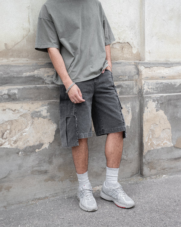 CARGO SHORTS IN VINTAGE GRAY