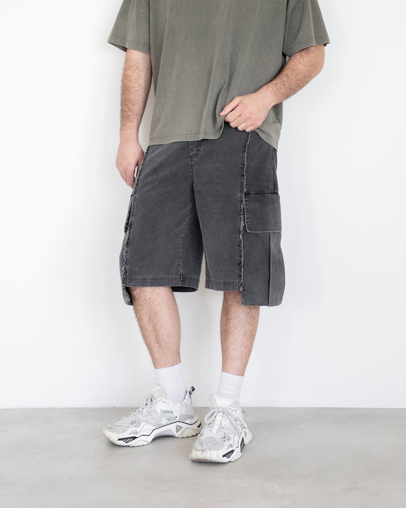 CARGO SHORTS IN VINTAGE GRAY