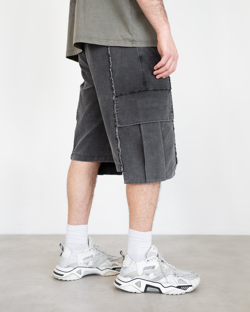 CARGO SHORTS IN VINTAGE GRAY