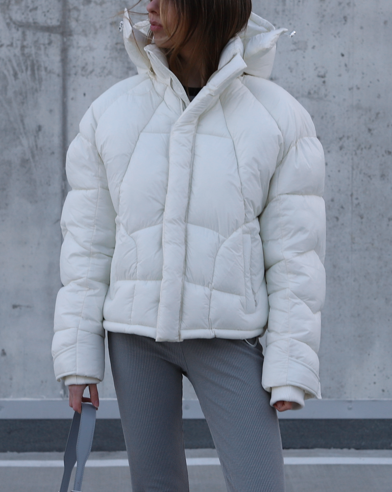 PUFFER JACKET - CREAM WHITE