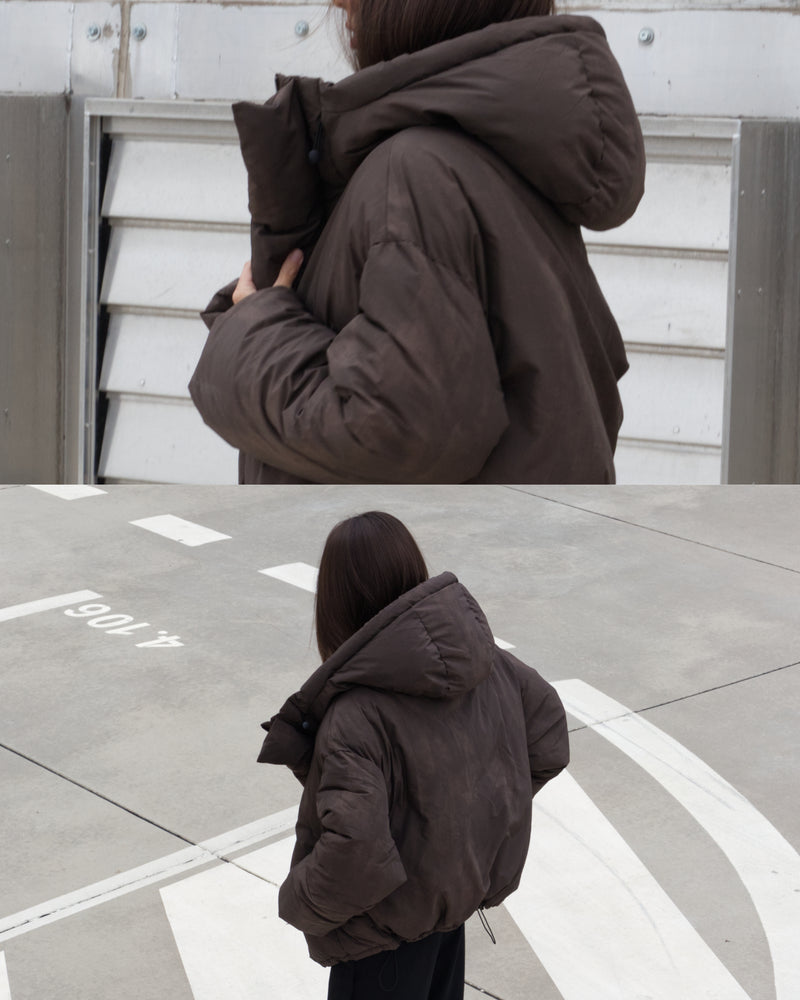 HOODED PUFFER JACKET IN WASHED BROWN